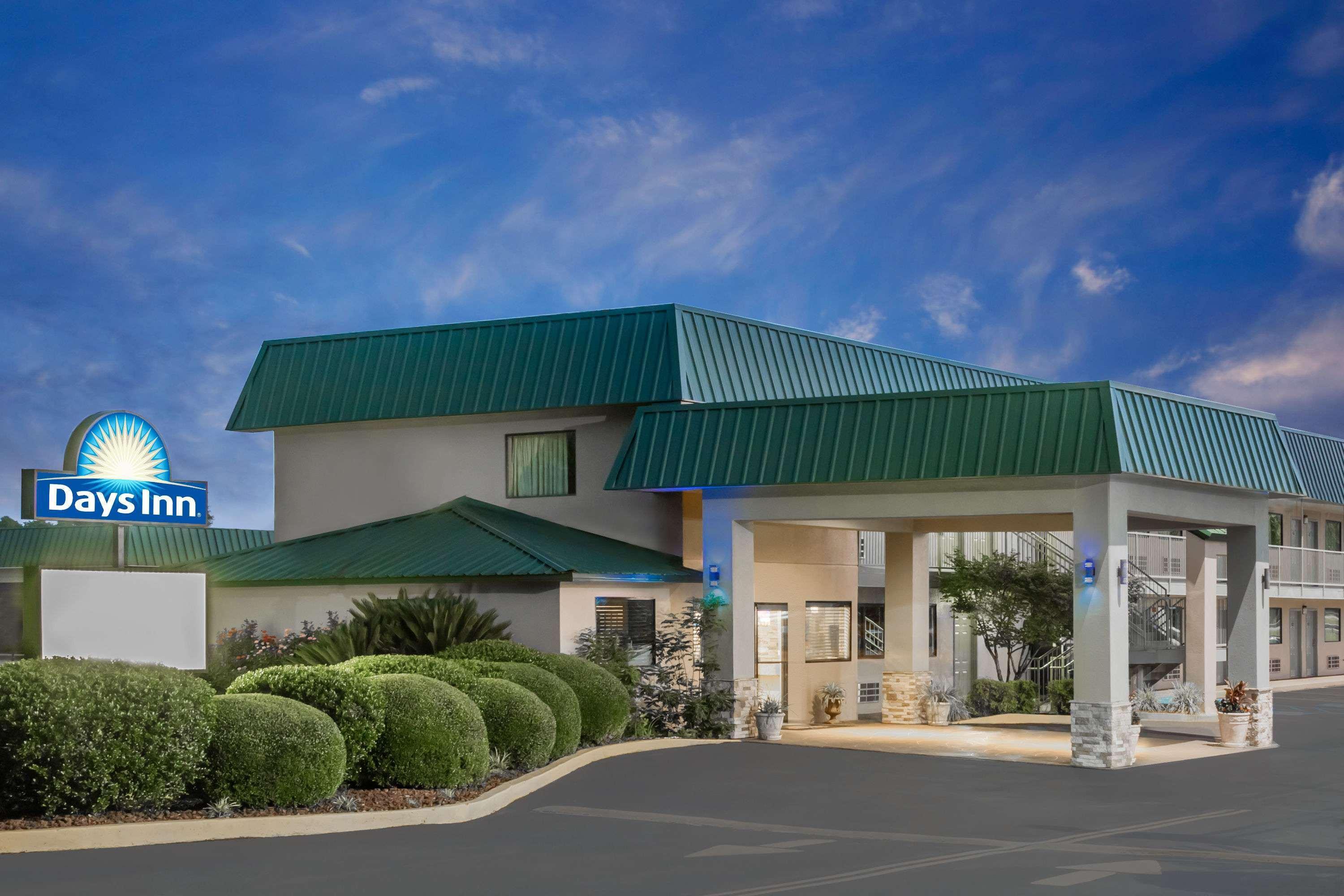Days Inn Blakely Exterior photo